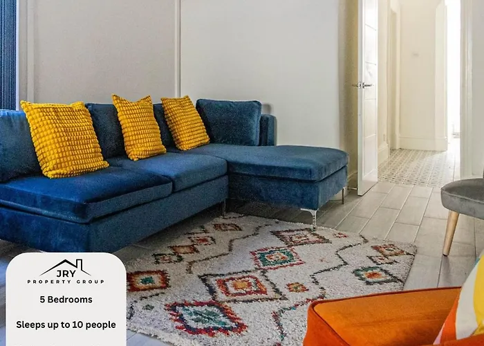 The Luxury Home Free Parking 10 Min Walk To Cardiff Town
